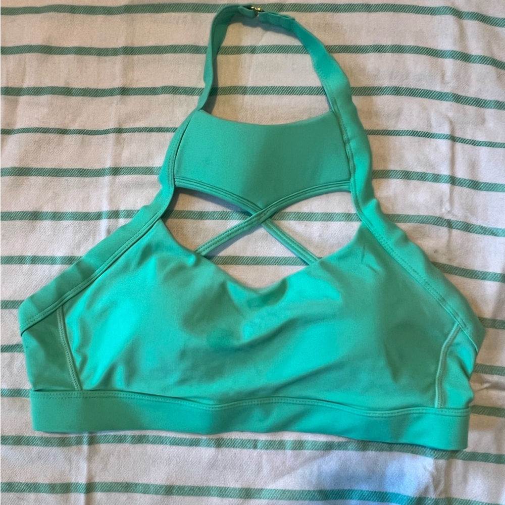 Chestee open back limited edition